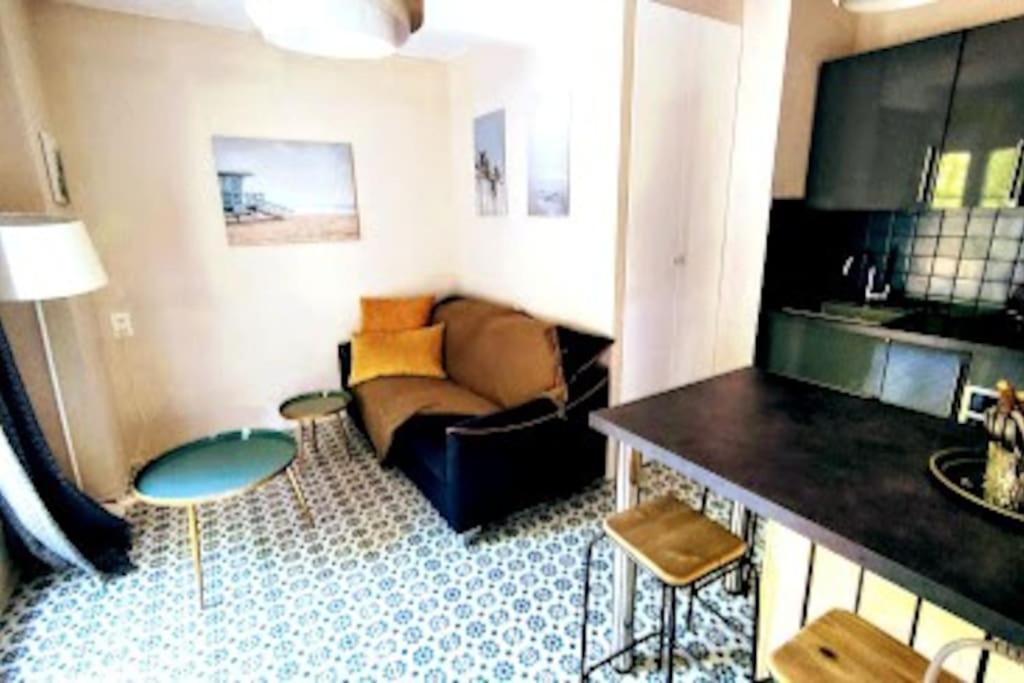 Maison De Charme à 200 Bord De Mer, Terrasse, Jardin- Lesclesdenicole *